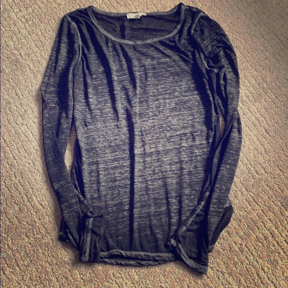 Long-sleeved favorite tee